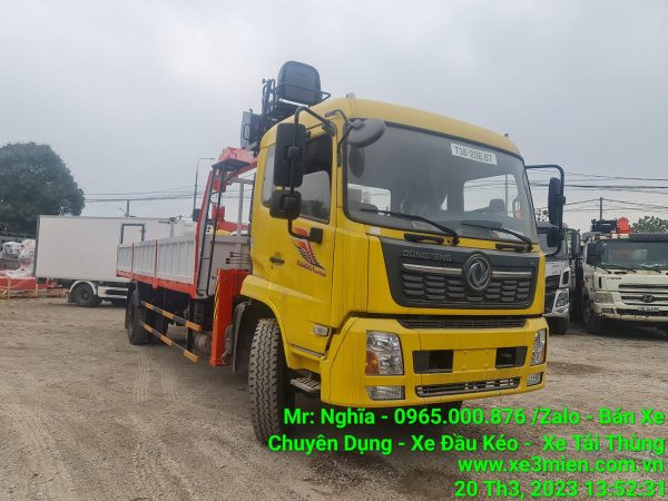 Dongfeng hoàng huy gắn cẩu Kanglim 5 tấn 6 đốt