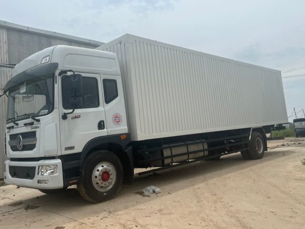 Xe tai thung kin contenno dongfeng d12 02