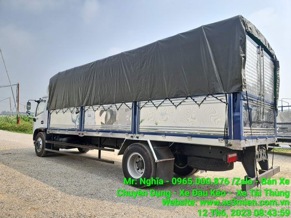 xe tai thung mui bat dongfeng d8 9 tan 1