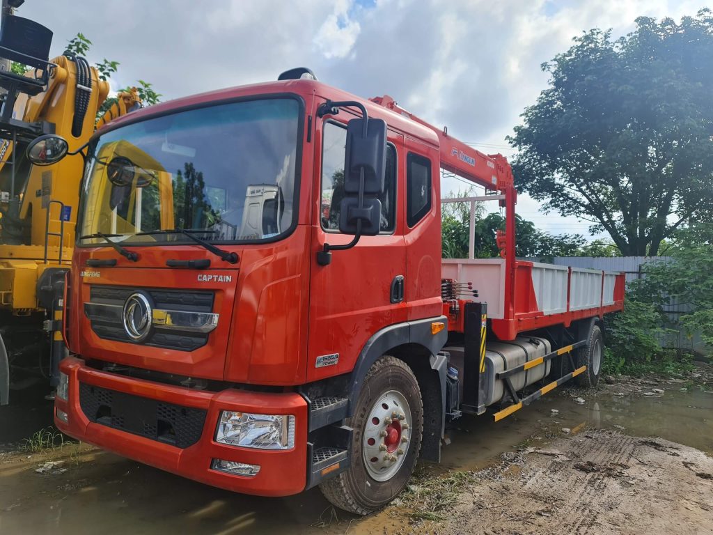 xe Dongfeng D11 Gan cau Kanglim KS1056