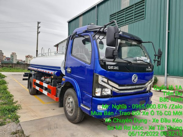 xe phun nuoc rua duong tuoi cay dongfeng 5 khoi 1