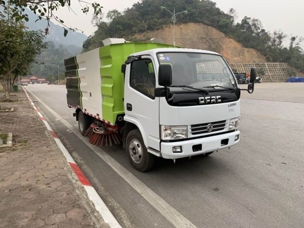 xe quet duong hut bui dongfeng 5m³ ( khối )