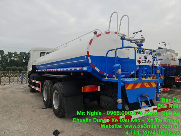 xe-phun-nuoc-rua-duong-tuoi-cay-dongfeng-13-khoi2