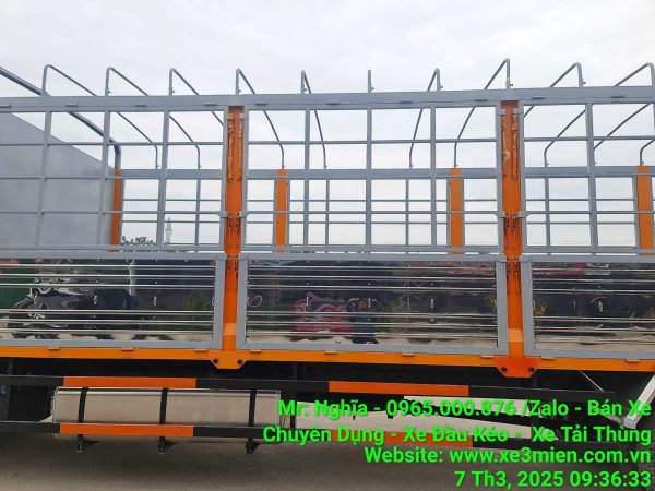 xe-tai-dongfeng-d12-tai-8-tan-thung-cao-25m-6