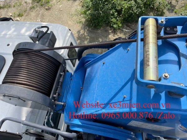 xe-tai-gan-cau-20-tan-howo-cau-xcmg-gsqs500-6-20-tan-5 xe-tai-gan-cau-20-tan-howo-cau-xcmg-gsqs500-6-20-tan-5
