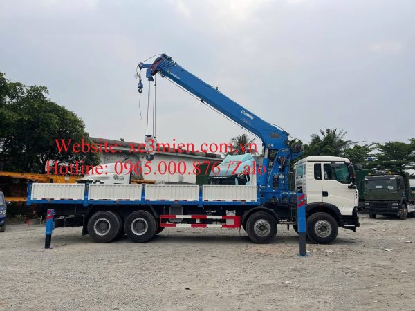 xe-tai-gan-cau-20-tan-howo-cau-xcmg-gsqs500-6-20-tan xe-tai-gan-cau-20-tan-howo-cau-xcmg-gsqs500-6-20-tan
